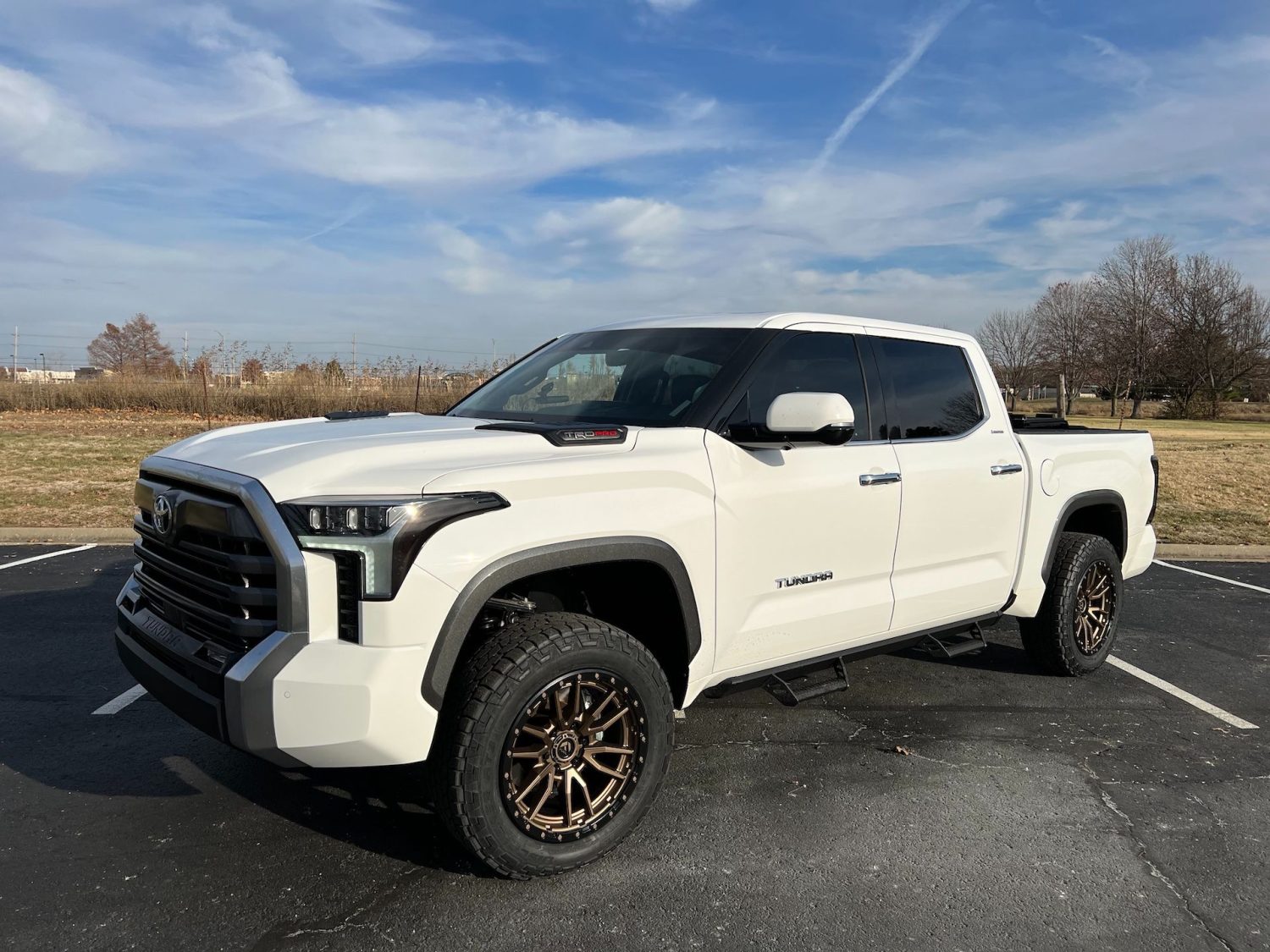 Toyota Tundra Rd Gen White Fuel Off Road Rebel D Wheel Wheel Front