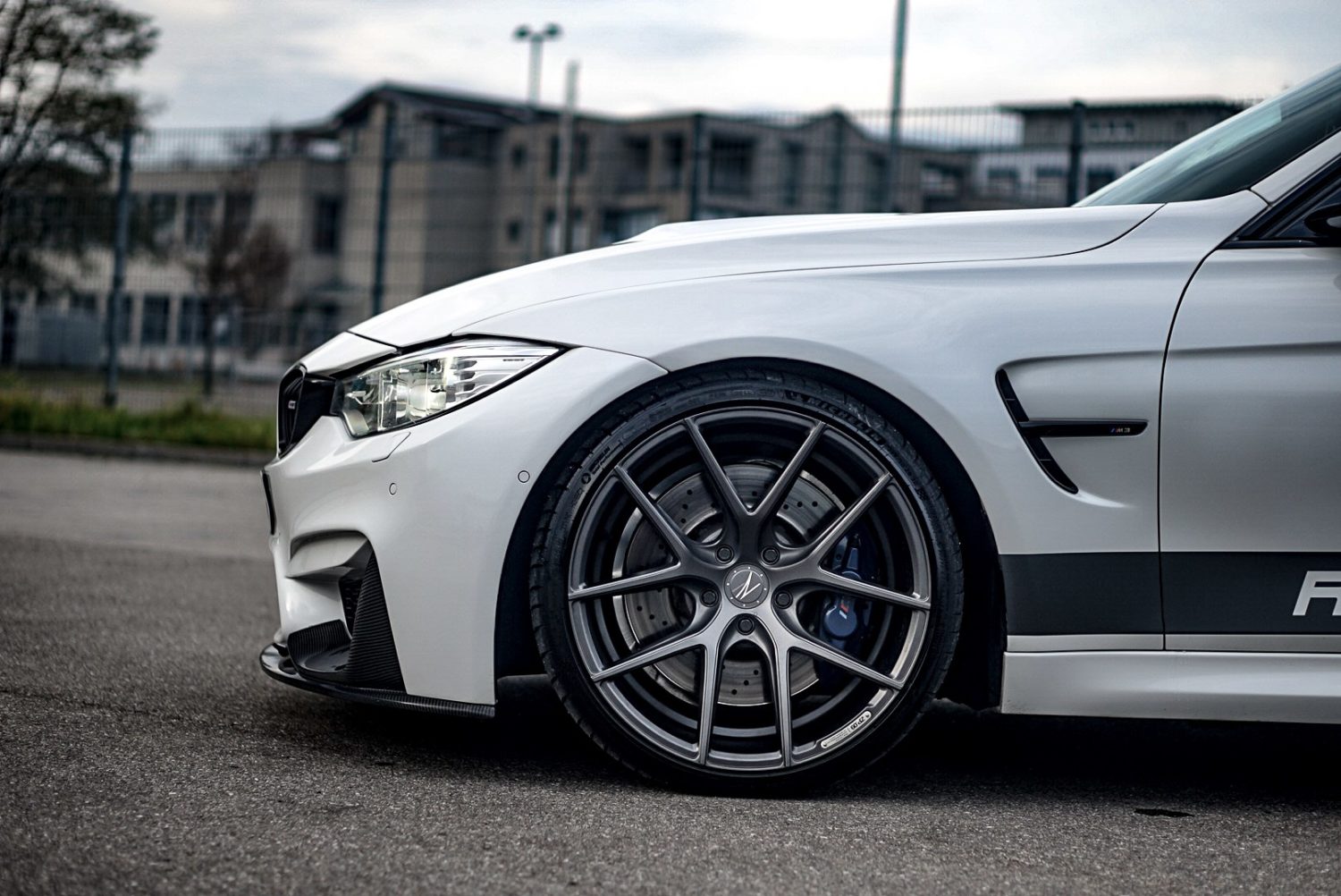 Bmw M F White Z Performance Zp Wheel Wheel Front