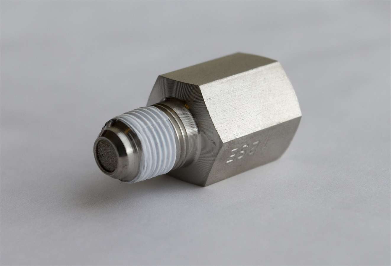 AUTOMETER Fuel Pressure Snubber 3279