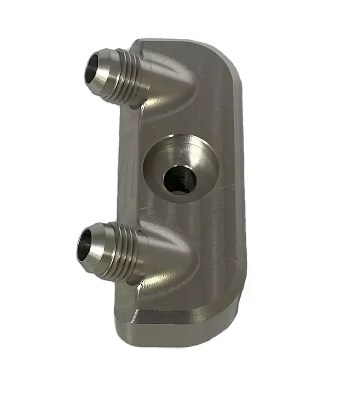 BOWLER PERFORMANCE TRANSMISSIONS GM 6L80E Cooler Manifold Set Converts To -6 Black 2410003