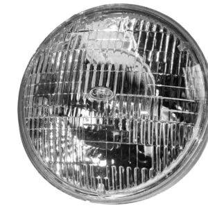 DRAKE AUTOMOTIVE GROUP 7in Halogen Headlamp C0DZ-13007-A