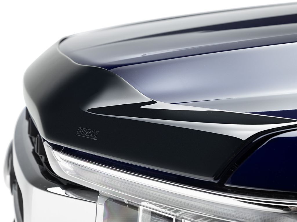 HUSKY LINERS Aeroskin Hood Shield 2842168