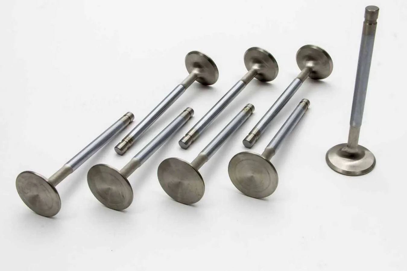 MANLEY SBC R/F 2.055in Intake Valves 11546-8