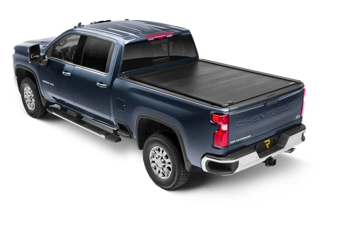 RETRAX RetraxPro XR Bed Cover 24- GM P/U EV 6ft Bed T-80490