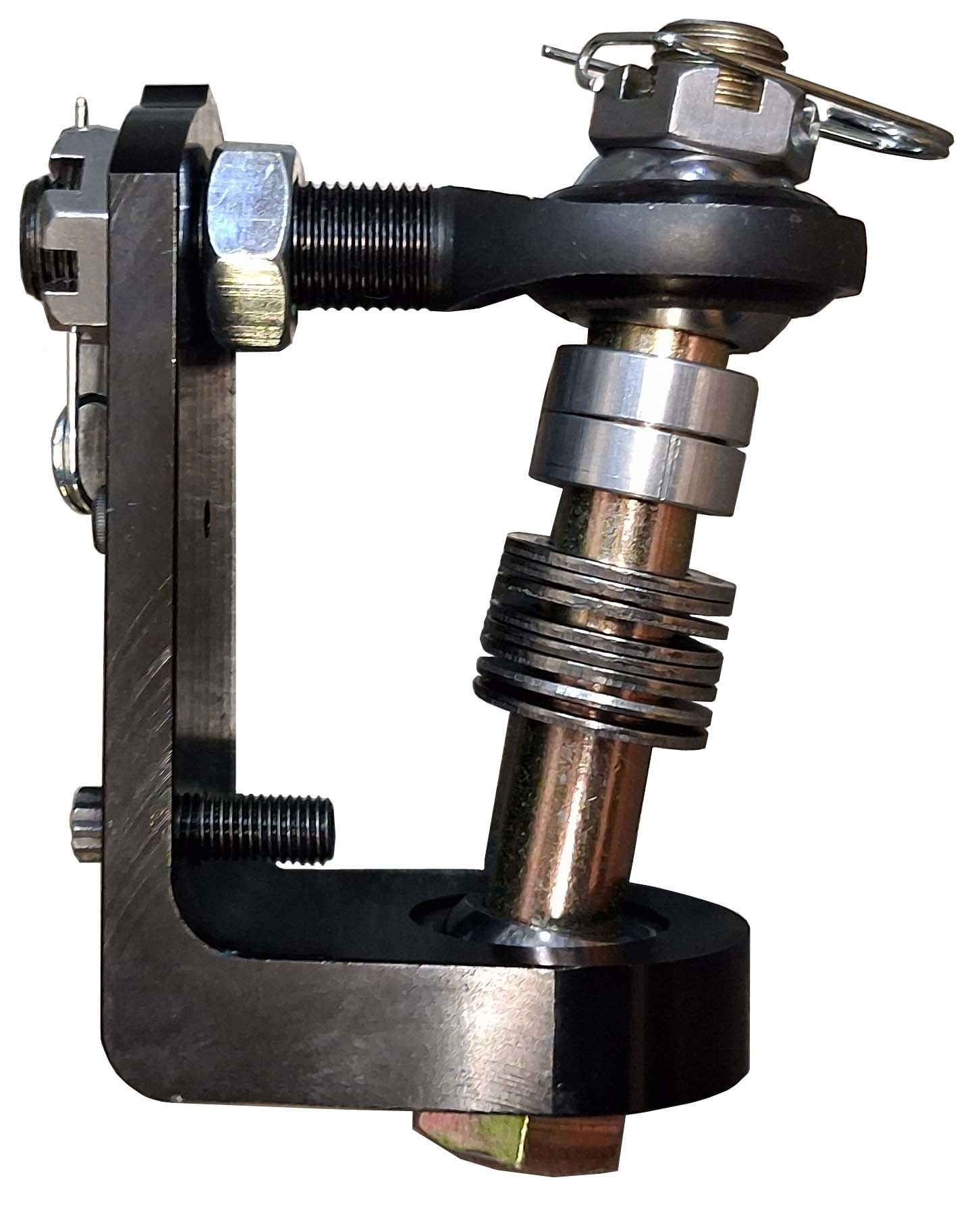 TRIPLE X RACE COMPONENTS Champ Kart 10 Degree Lef t Side Caster L-Bracket KT-SU-4820BLK