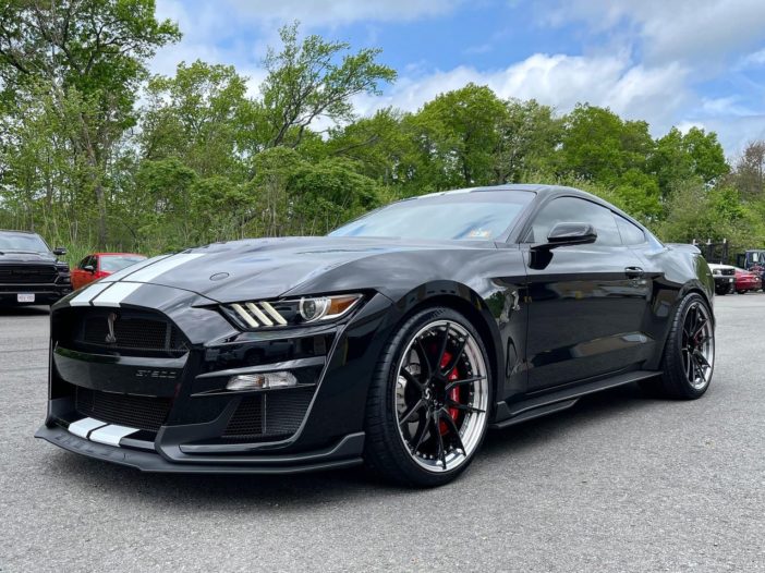 Customer Spotlight - Shelby GT500 with Signature wheels | Wheel Front