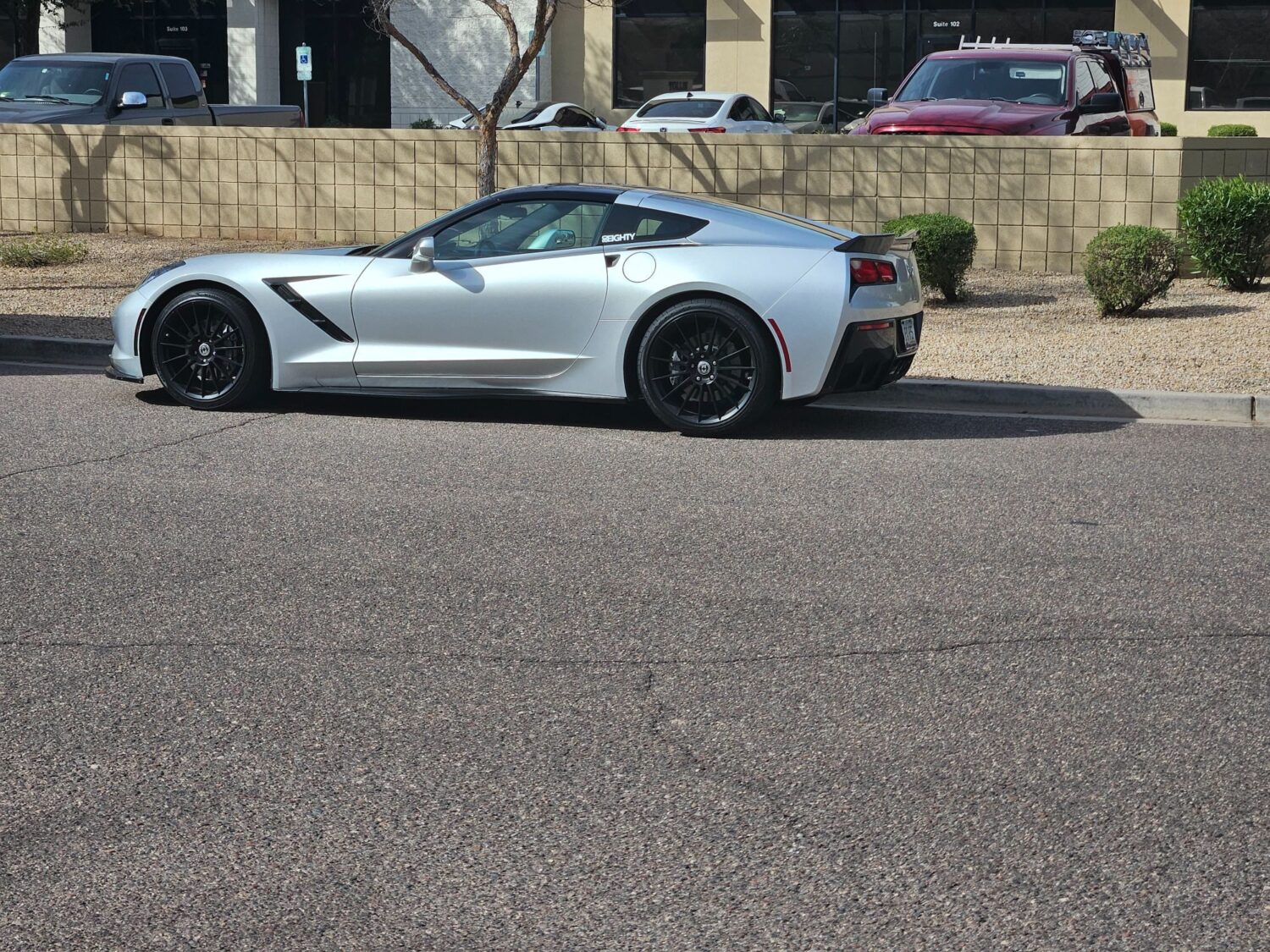 Chevrolet Corvette C7 Stingray with 19×9 and 20×11-inch HRE FF15
