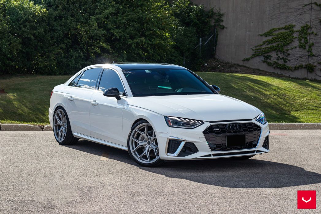 Audi S4 B9 with 20×9.5-inch Vossen HF-5
