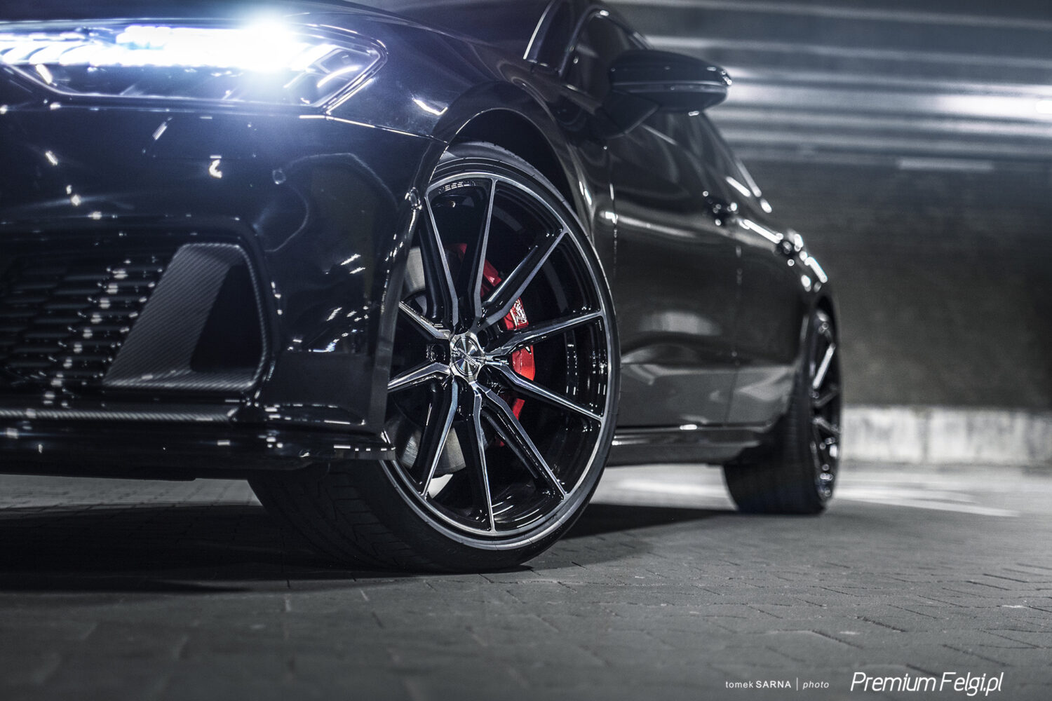 Audi A7 C8 with 21×10.5-inch Vossen HF-3
