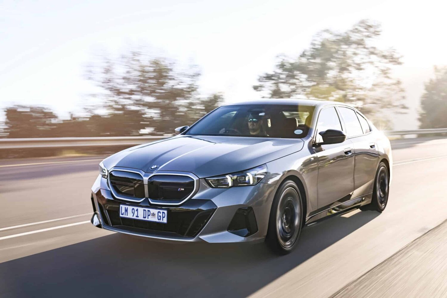 BMW i5 M60 