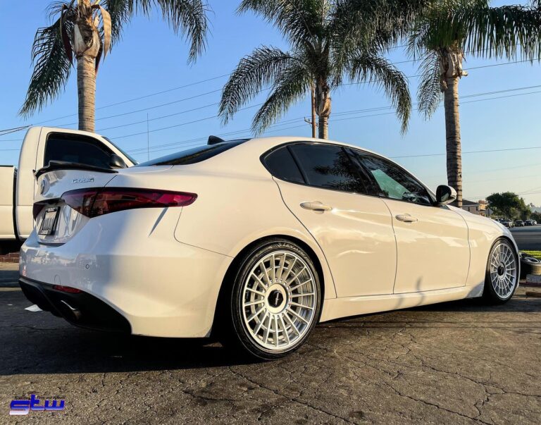 9 Stunning Aftermarket Wheels for Alfa Romeo Giulia | Wheel Front