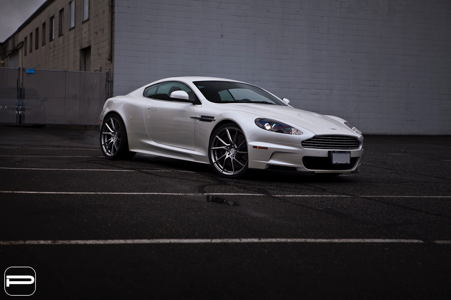 Aston Martin DBS with 20 and 21-inch PUR FL26

