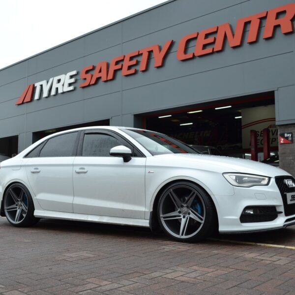 Audi A3 8V with 19×9.5-inch Veemann V-FS31