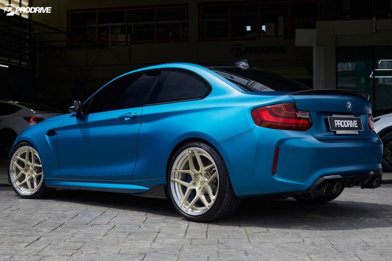 BMW M2 F87 with 20-inch BC Forged HC053
