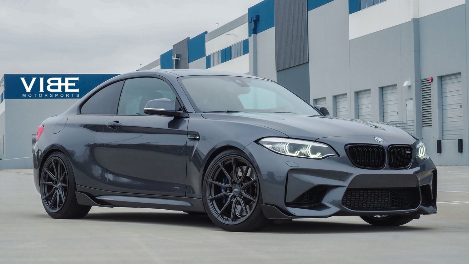 BMW M2 F87 with 19×9 and 19×10.5-inch Vossen HF-3
