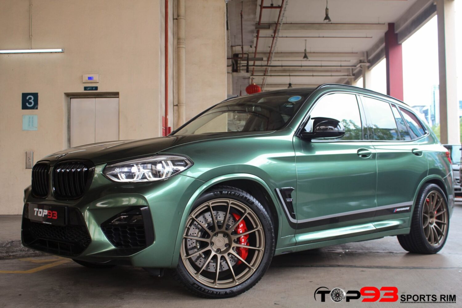 BMW X3 G01 with 21×9 and 21×10-inch BC Forged RS43
