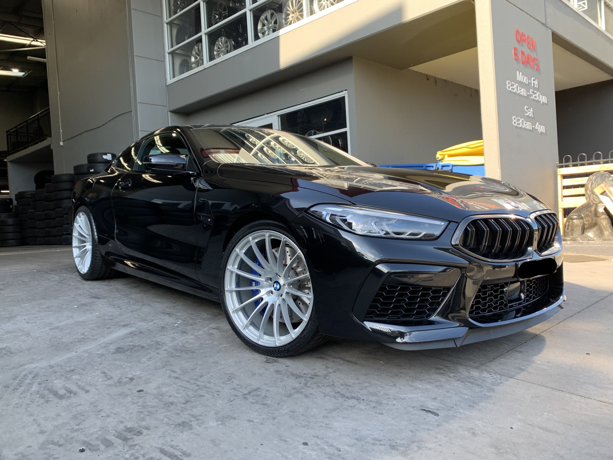 BMW M8 F9X with 21-inch BC Forged RZ15
