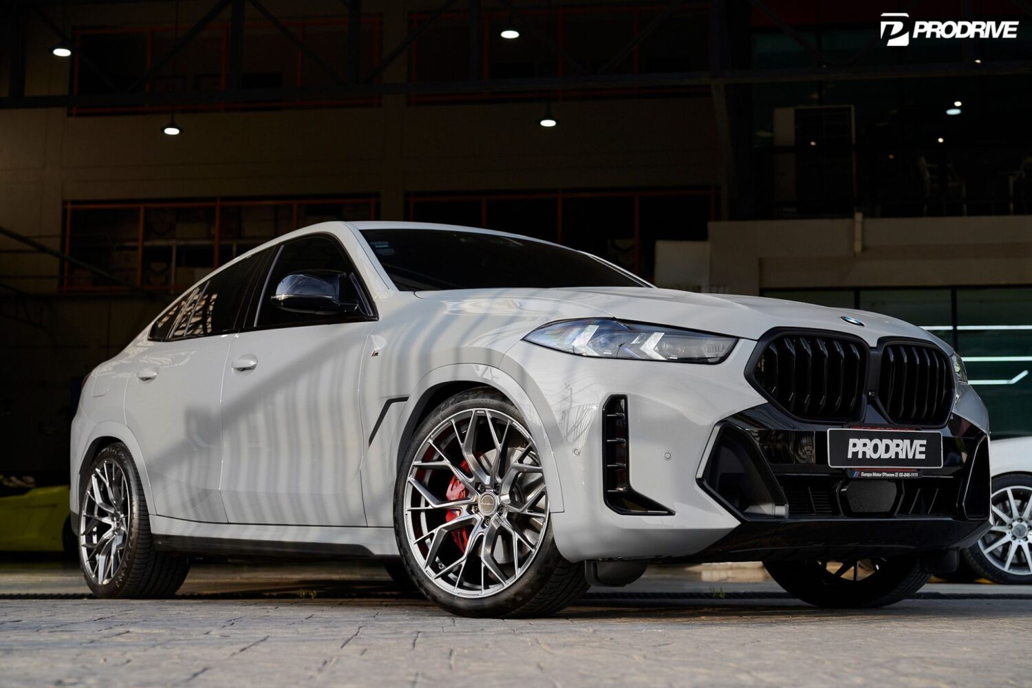 BMW X6 G06 with 22×10.5 and 22×11.5-inch Brixton Forged RF10
