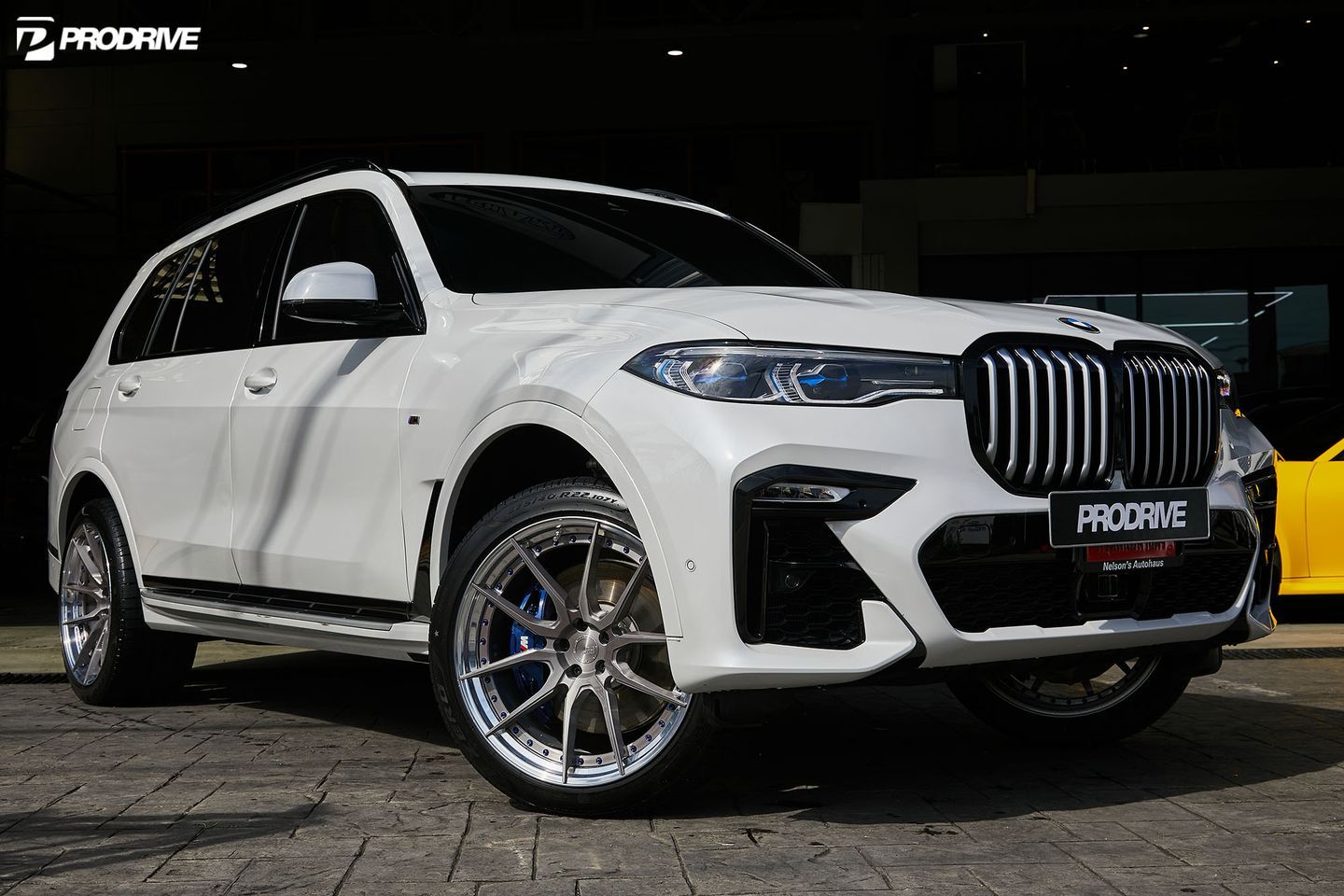 BMW X7 G07 with 22-inch BC Forged HCA162S
