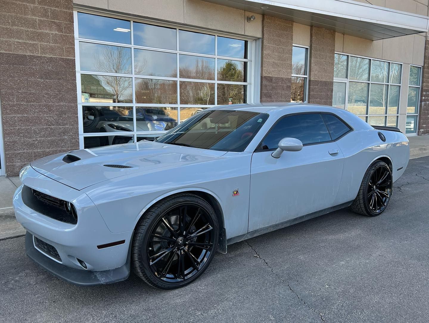 Dodge Challenger with 22-inch Asanti ABL-30
