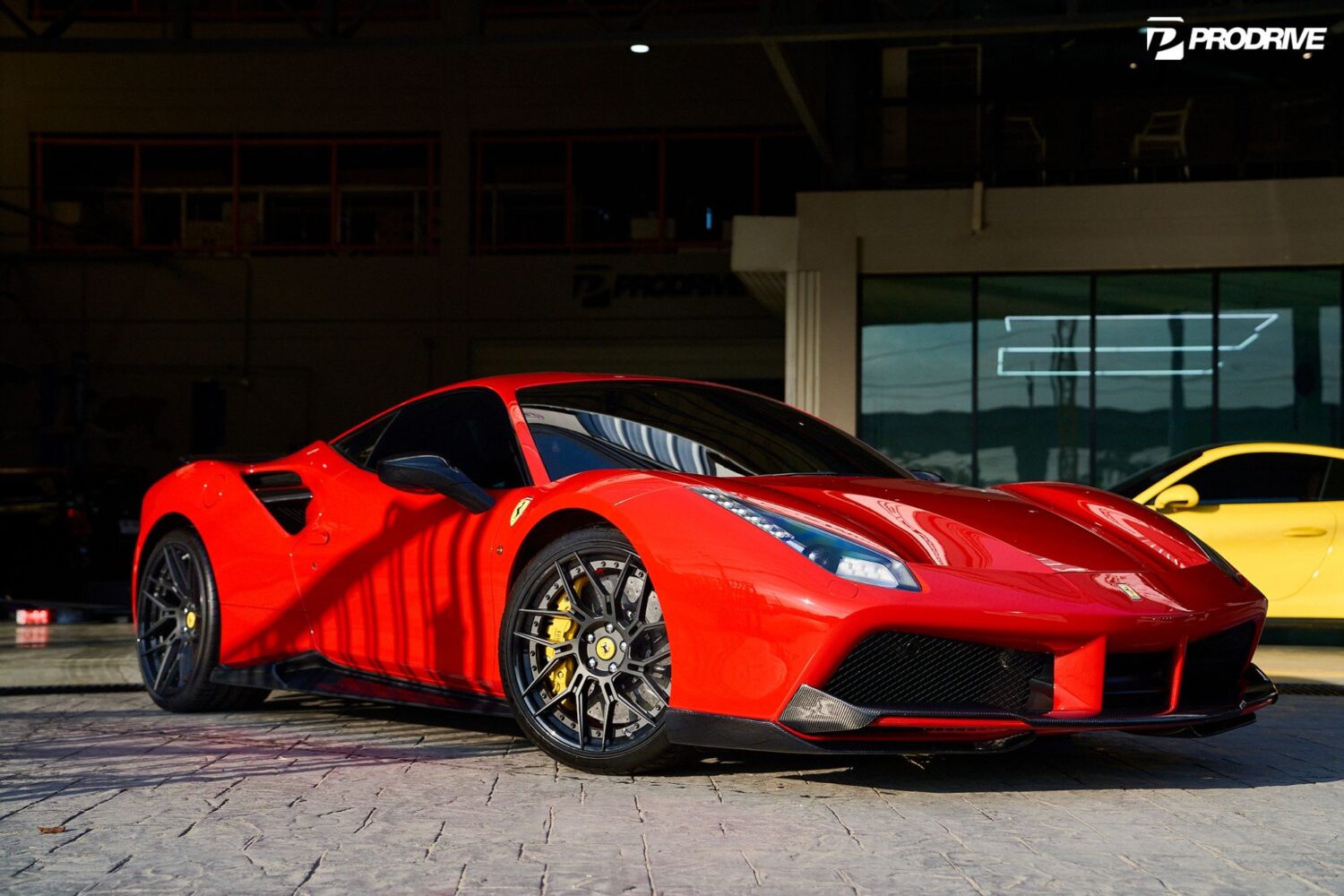Ferrari 488 with 20 and 21-inch BC Forged HCA217S
