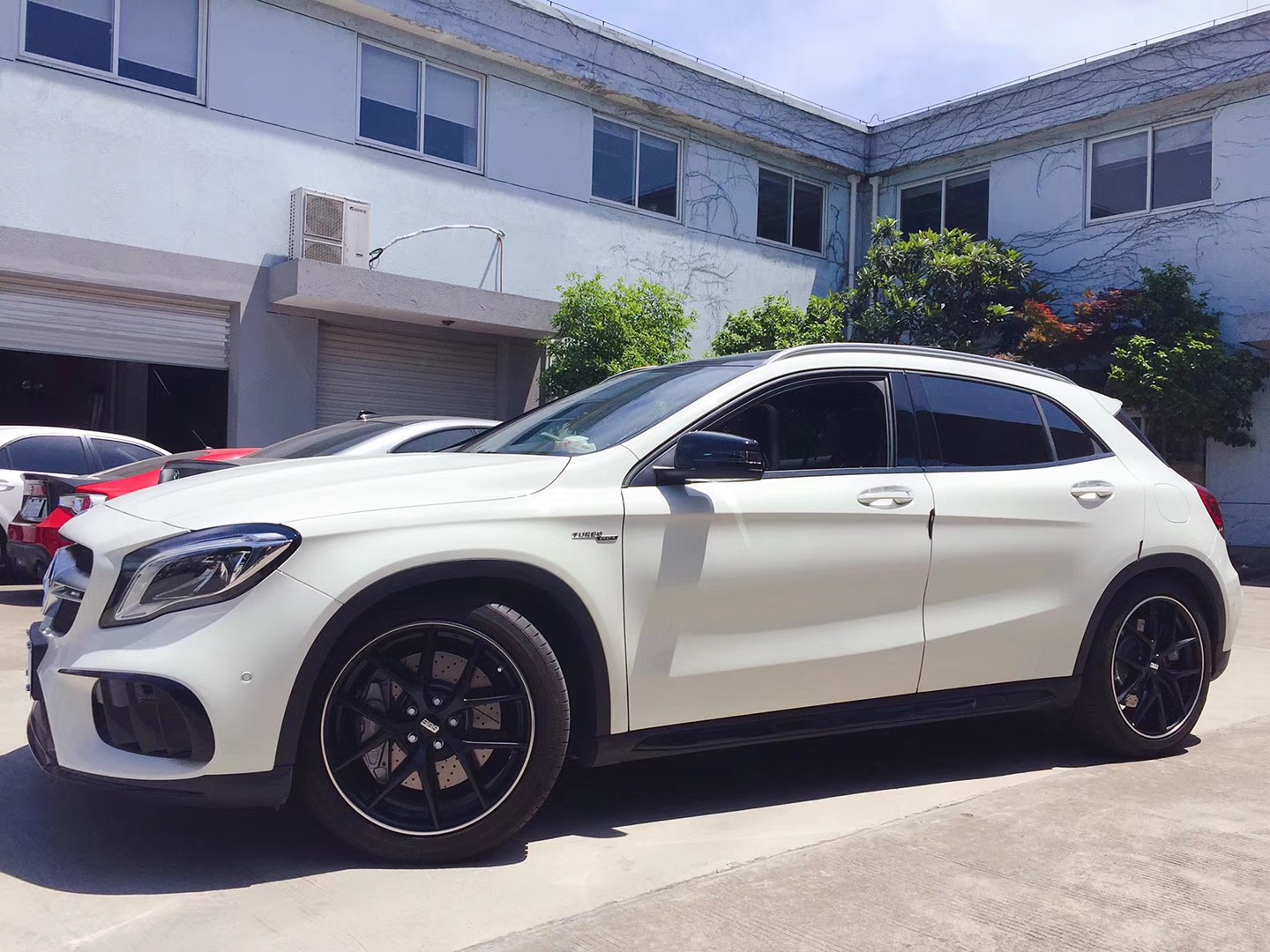 Mercedes-Benz GLA Class with 19-inch BBS CI-R