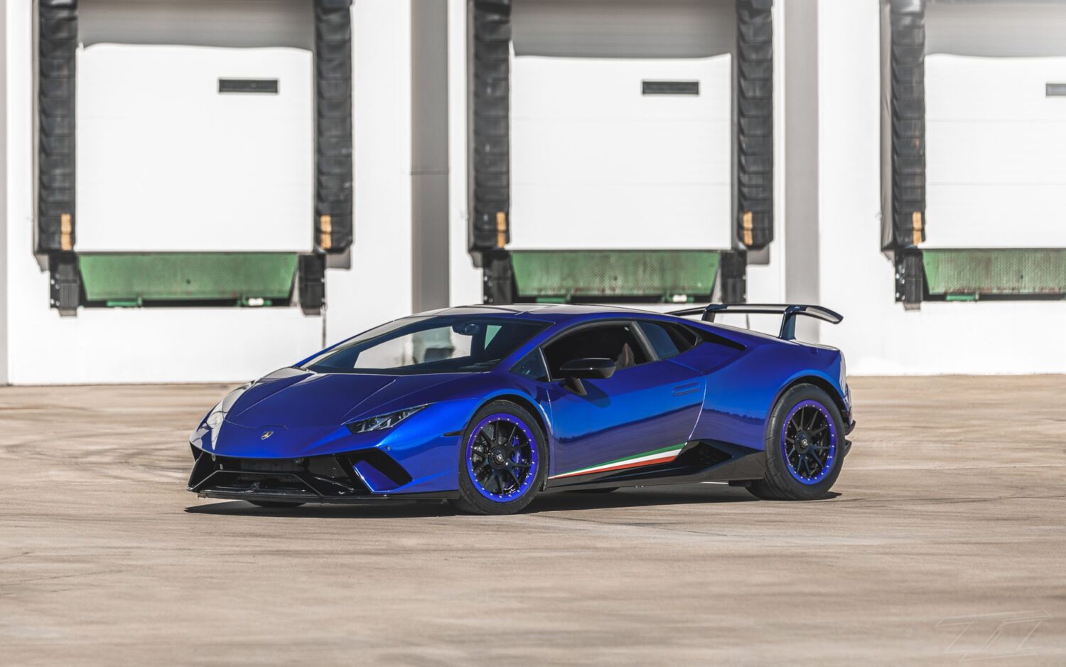 Lamborghini Huracan Performante with 18×8.5 and 18×12-inch Forgeline GS1R Beadlock
