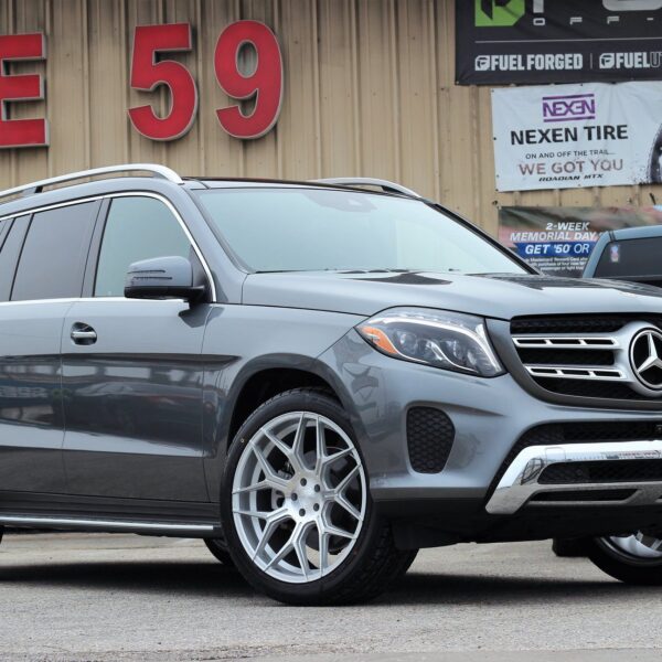 Mercedes-Benz GLS Class with 22×9.5-inch Ferrada FT3