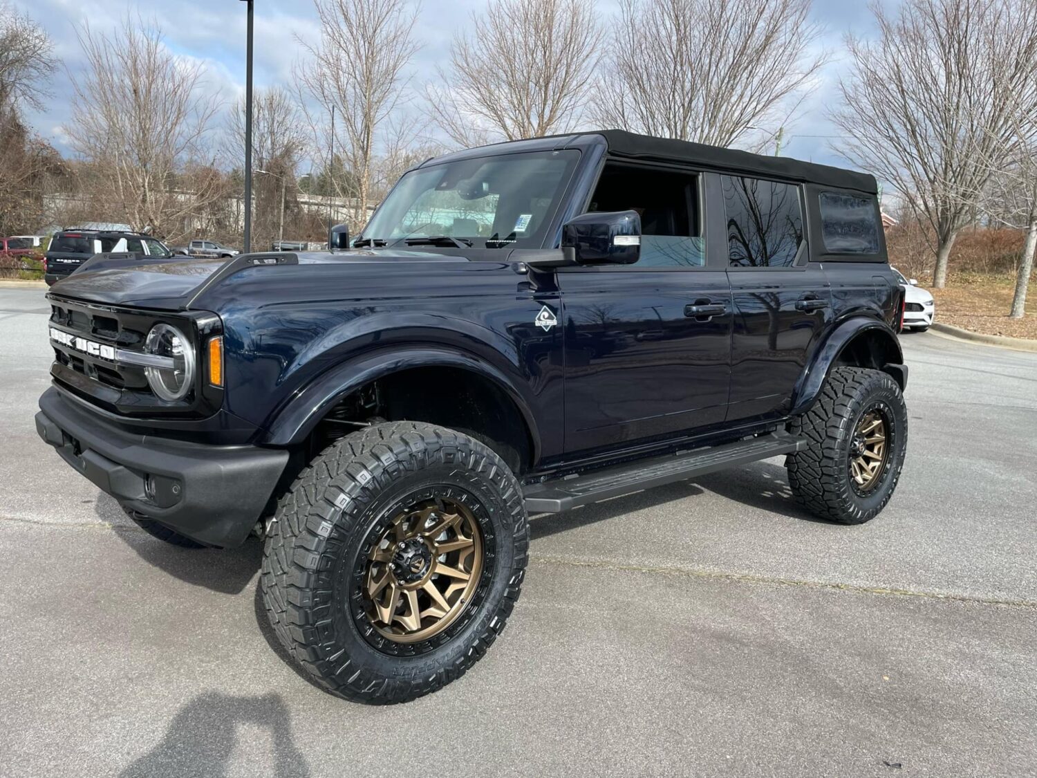 Ford Bronco with 20×9-inch Fuel Off-Road Covert D696
