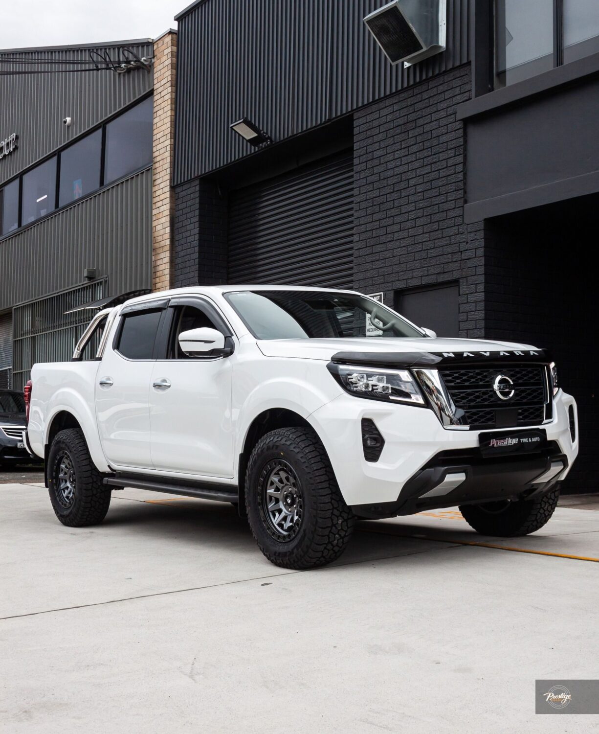 Nissan Navara D23 with 17×8.5-inch Fuel Off-Road Covert D716