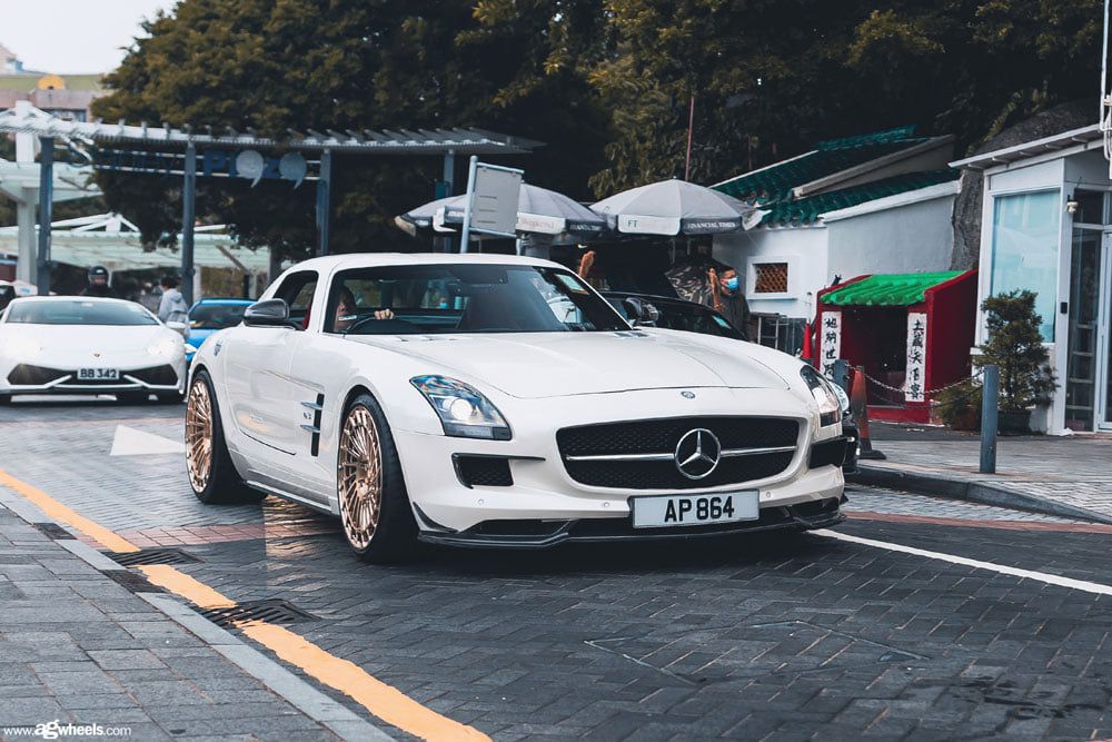 Mercedes-Benz SLS with 20×9 and 21×12-inch Avant Garde SRX07
