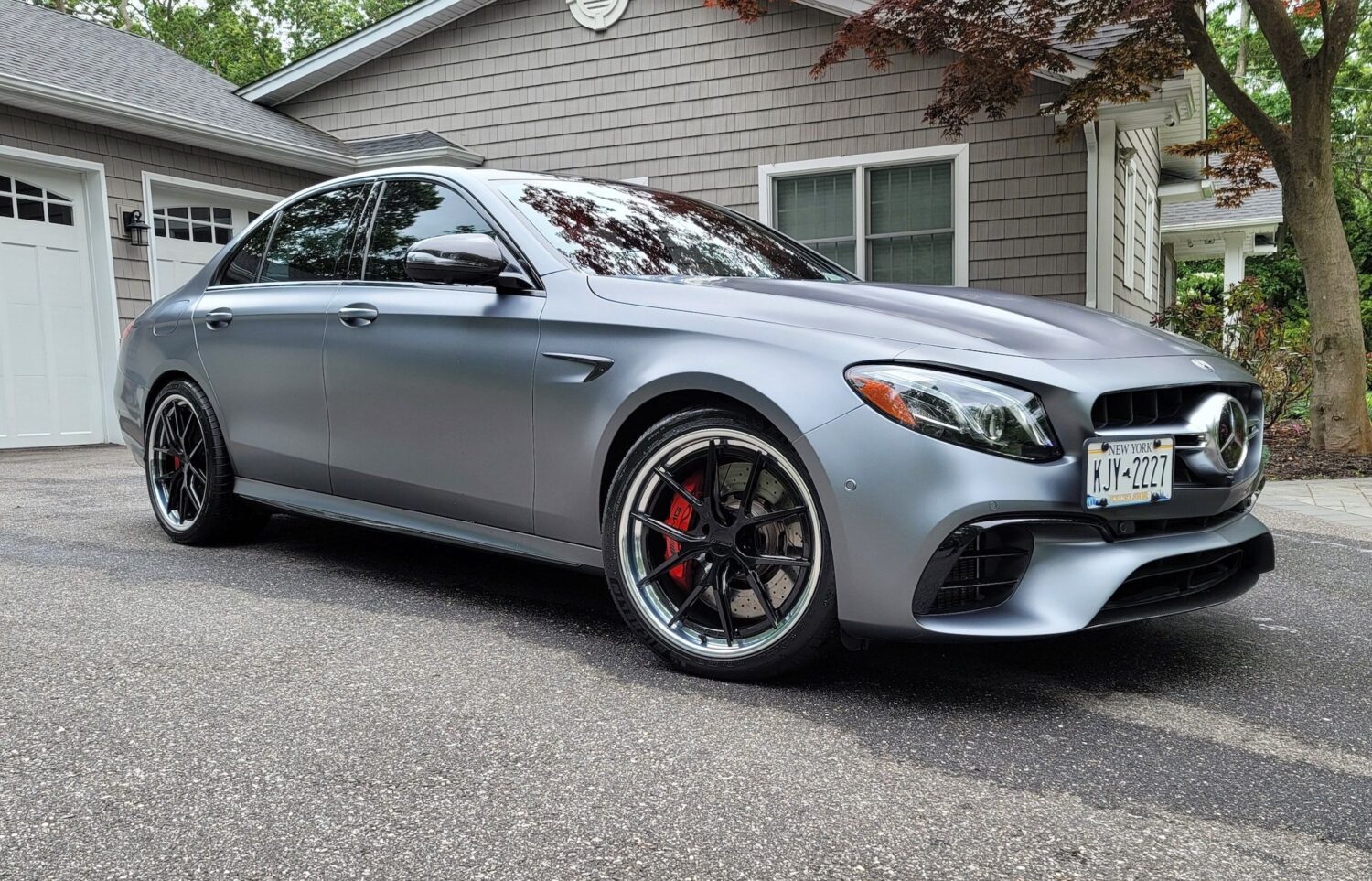 Mercedes-Benz E63 AMG W213 with 20-inch Forgeline AL301