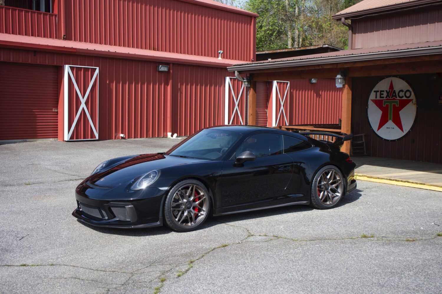 Porsche 911 GT3 991 with 20×9 and 20×12-inch Forgeline NW105