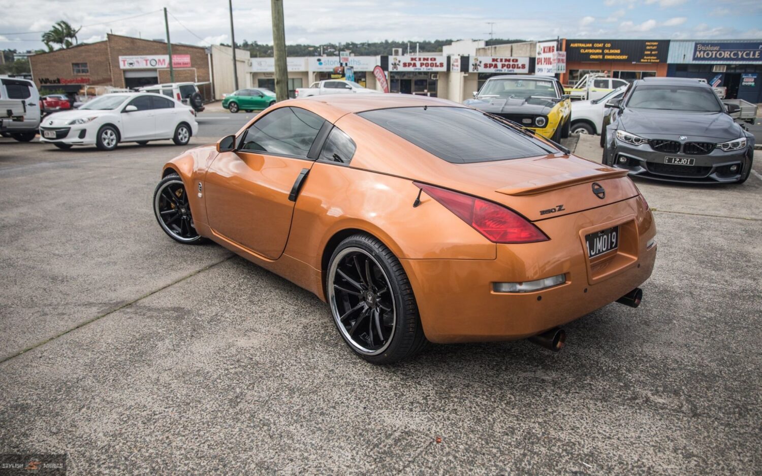 Nissan 350Z with 20×9 and 20×10.5-inch Asanti ABL-23