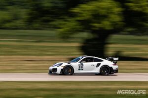 Porsche 911 GT2 991 with 19×9.5 and 19×13-inch Forgeline VX1R