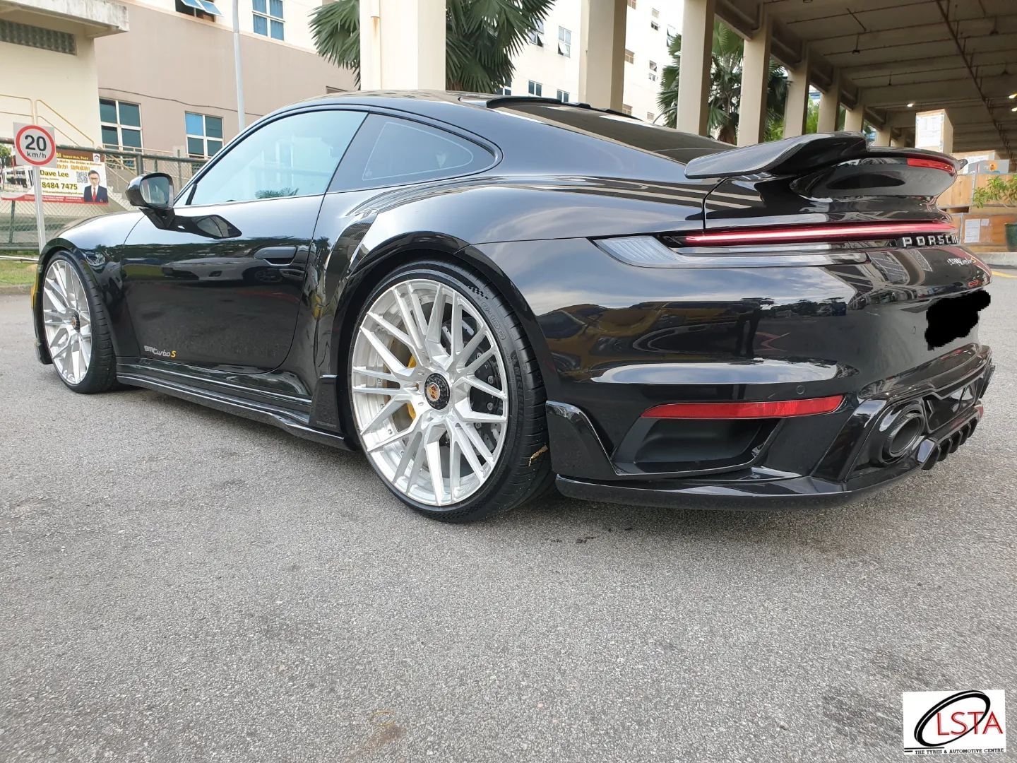 Porsche 911 Turbo 992 with 21 and 22-inch AL13 D008 5050