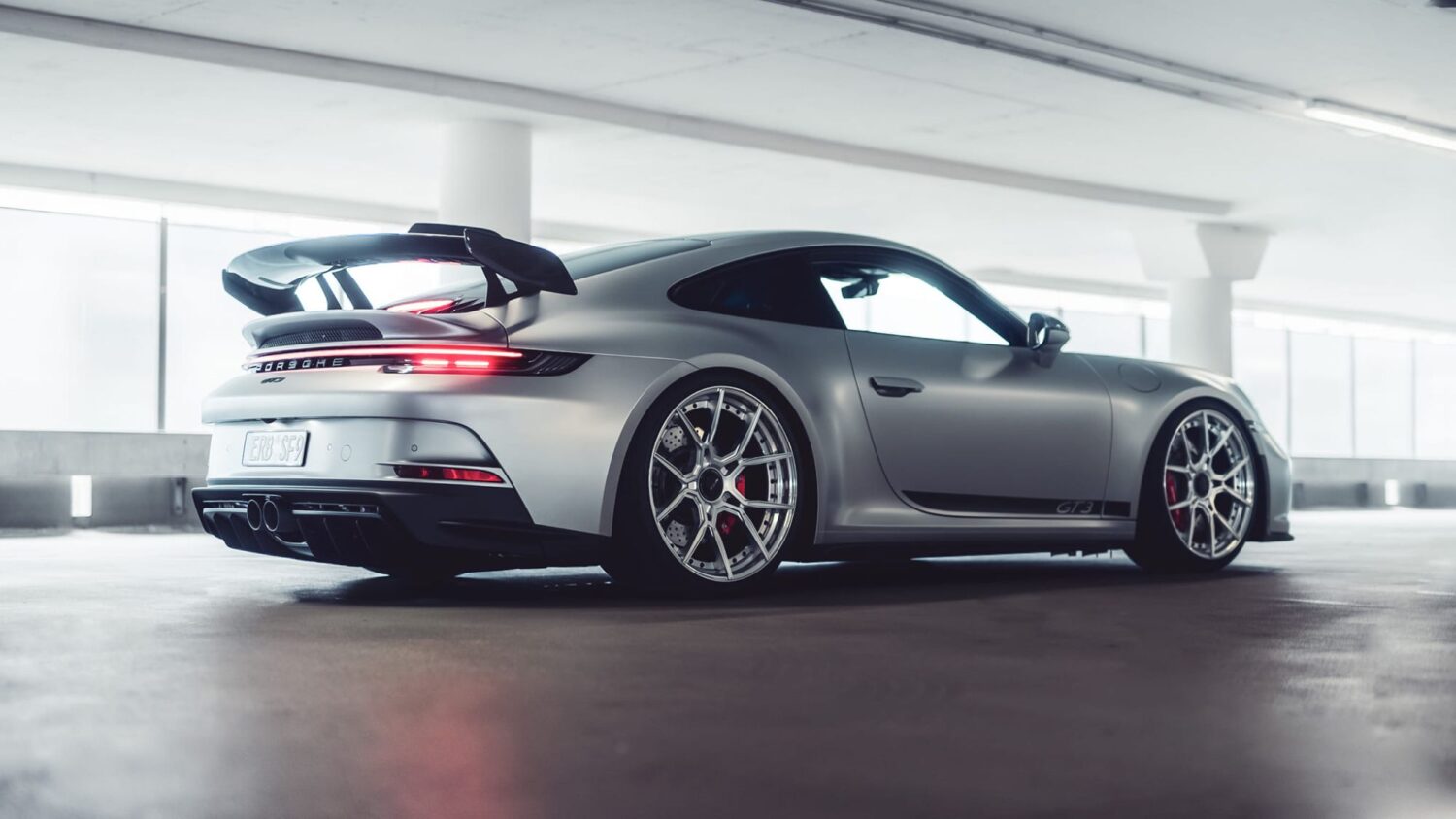 Porsche 911 GT3 992 with 21×9.5 and 22×12-inch Z Performance ZP.FORGED V