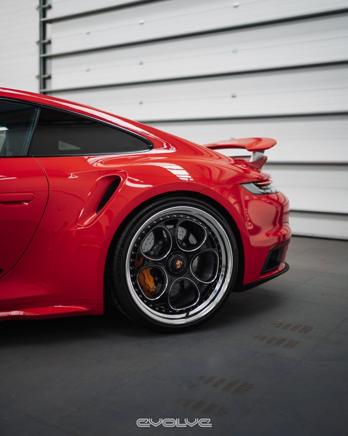 Porsche 911 Turbo 992 with 21×9.5 and 22×13-inch 6Sixty Design Chakram 3PC
