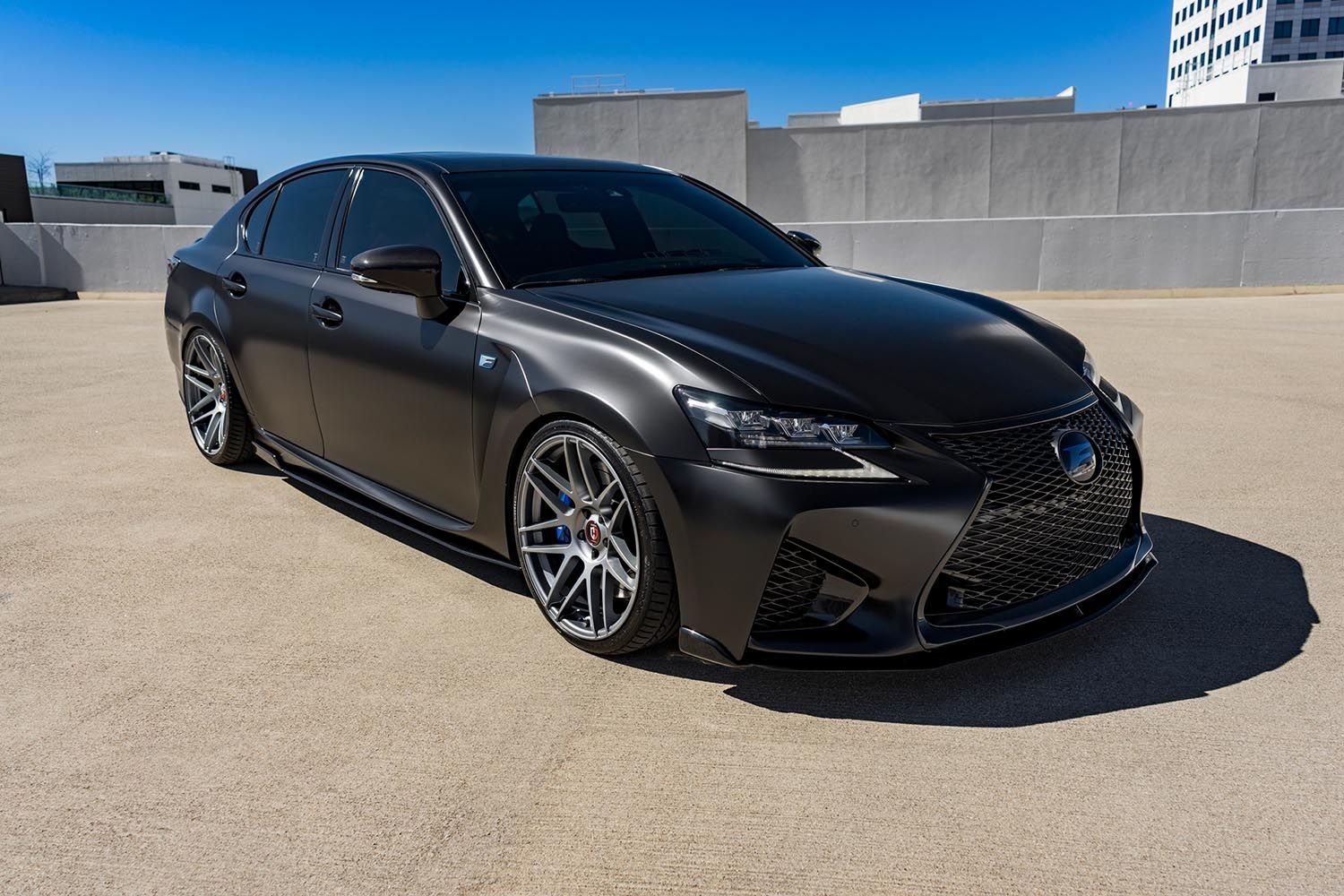 Lexus GS with 20×9 and 20×10.5-inch Curva C300