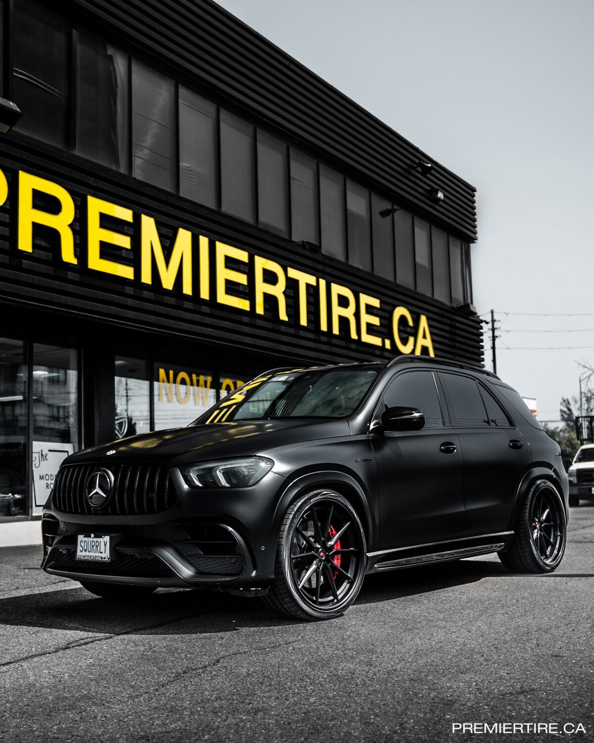 Mercedes-Benz GLE W167 with 24×10 and 24×12.5-inch Vossen EVO-2