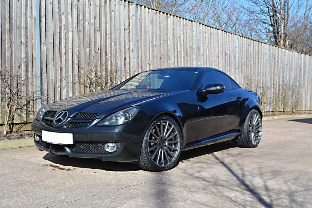 Mercedes-Benz SLK Class with 19×8.5 and 19×9.5-inch Vossen VFS-2