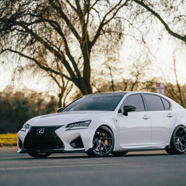 Lexus GS with 20×9.5 and 20×11-inch Vossen HF-5