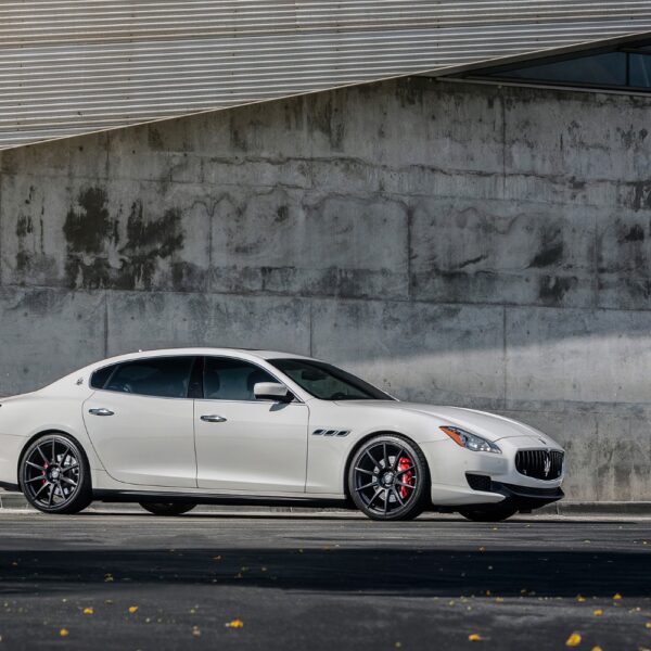 Maserati Quattroporte with 21×9 and 22×10-inch Forgestar CF10