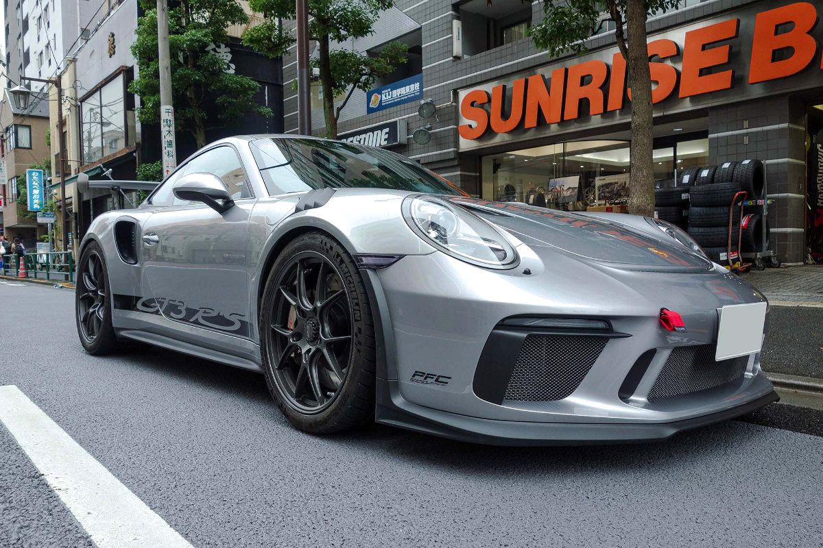 Porsche 911 GT3 RS 991 with 20×9.5 and 21×12.5-inch TWS Forged Exspur RN2+udm
