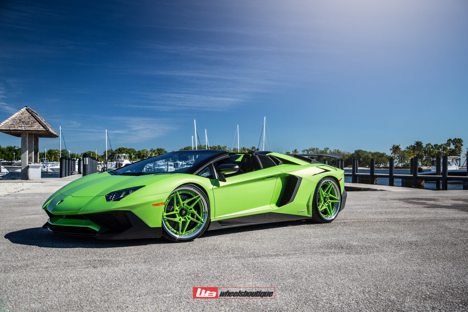 Lamborghini Aventador SV with 21×9.5 and 22×13-inch ANRKY S3-X3