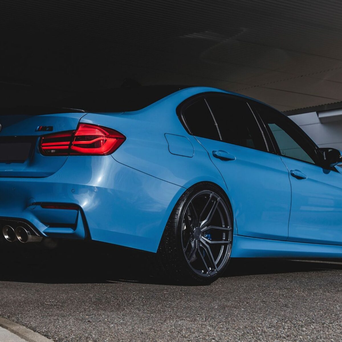 BMW M3 F80 Yas Marina Blue Z Performance ZP2.1 | Wheel Front