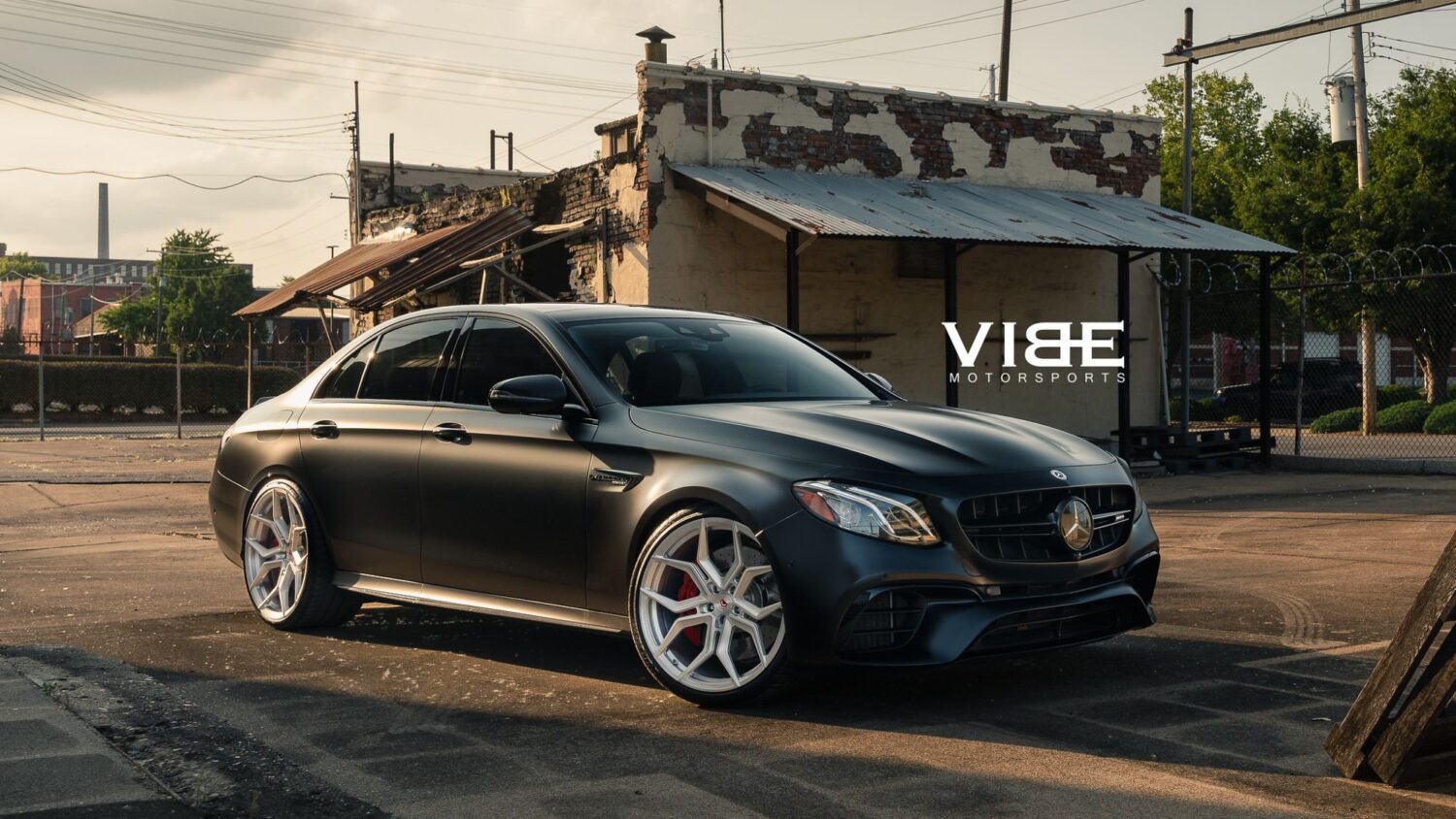 Mercedes-Benz E63 AMG W213 with 21×10 and 21×11-inch Vossen EVO-3