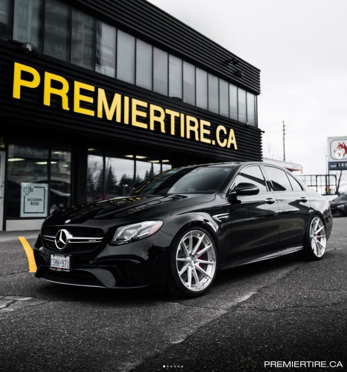 Mercedes-Benz E63 AMG W213 with 21-inch BC Forged HCA191