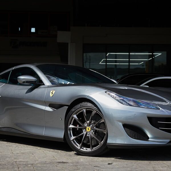 Ferrari Portofino with 20-inch HRE P204