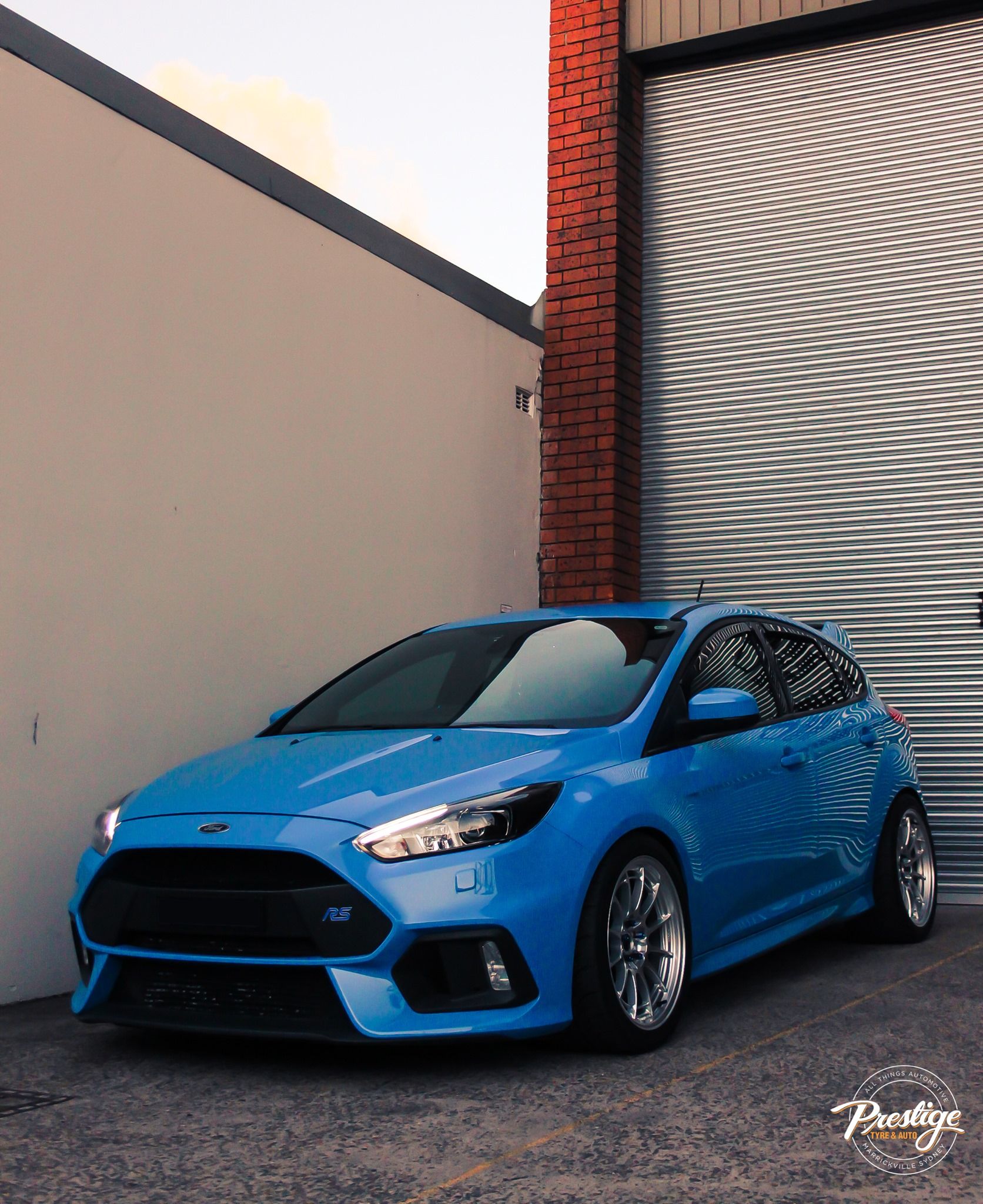 Ford Focus RS Mk3 with 18×9.5-inch Enkei NT03+M